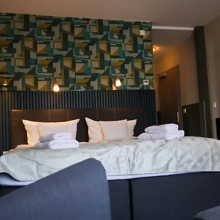 Gaestehaus Dresdner Hof Inn *
